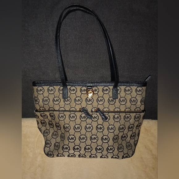 MICHAEL KORS JET SET SIGNATURE MK LOGO TOTE  BROWN/BLACK - Picture 1 of 16